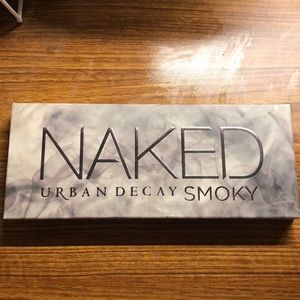 Naked Smokey palette